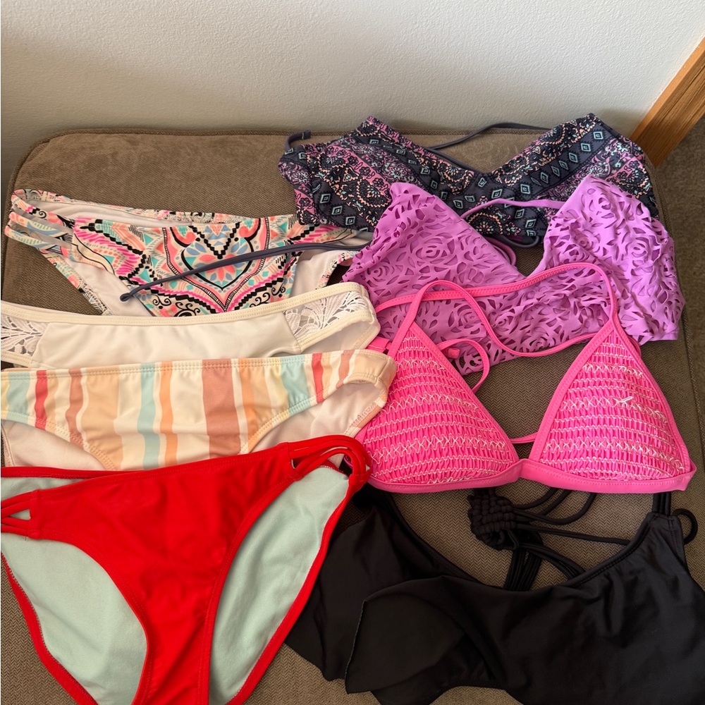 Xhilaration Medium Swim Separates